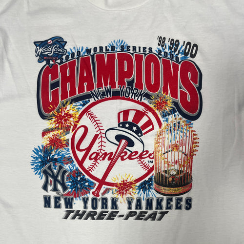 ◾️ 2000 New York Yankees World Series Champions Three-Peat T-Shirt