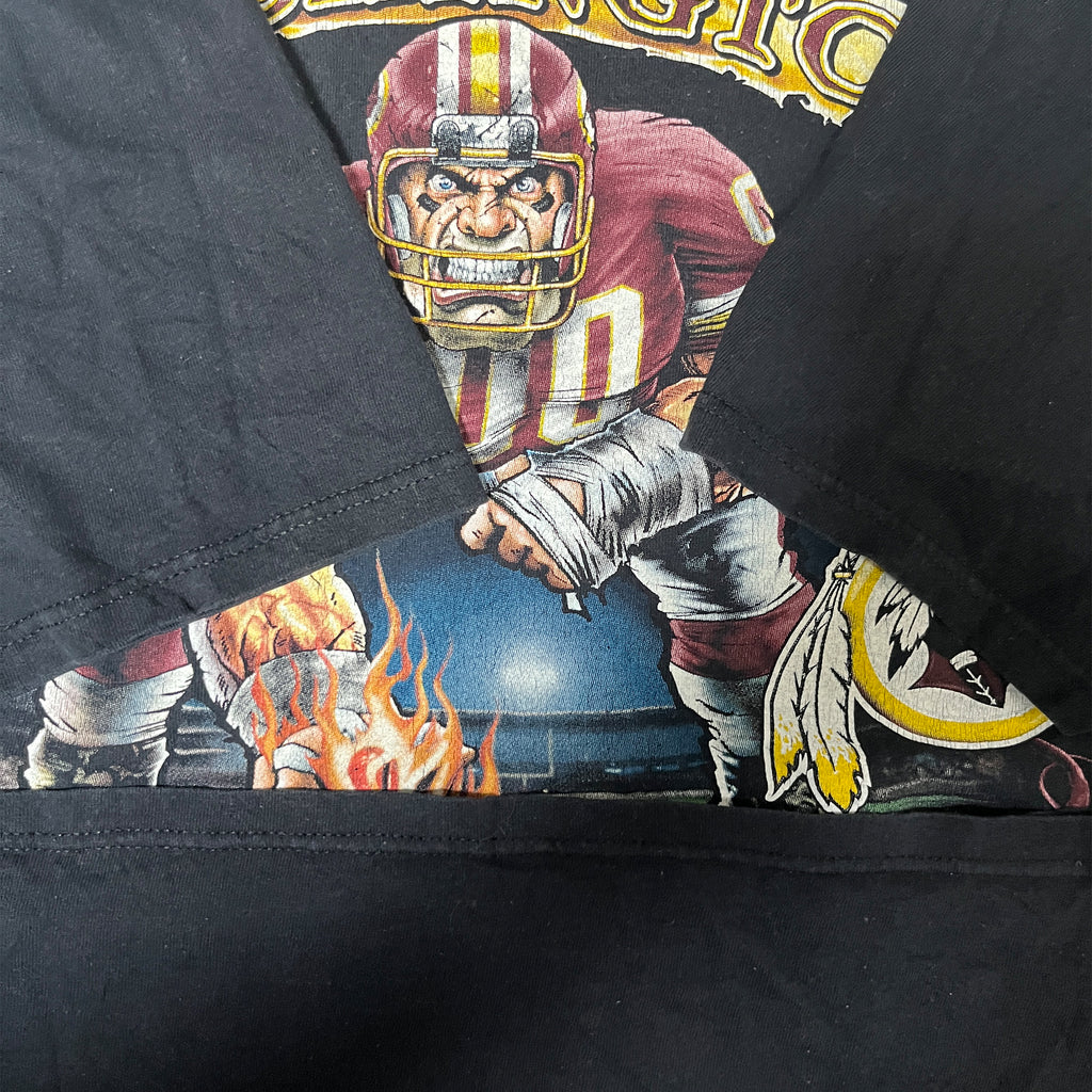 ◾️00s NFL Washington Redskins Flaming Football Graphic T-Shirt